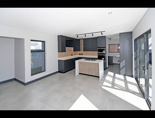 3 BEDROOM HOUSE FOR SALE IN FOUNTAINBROOK ESTATE